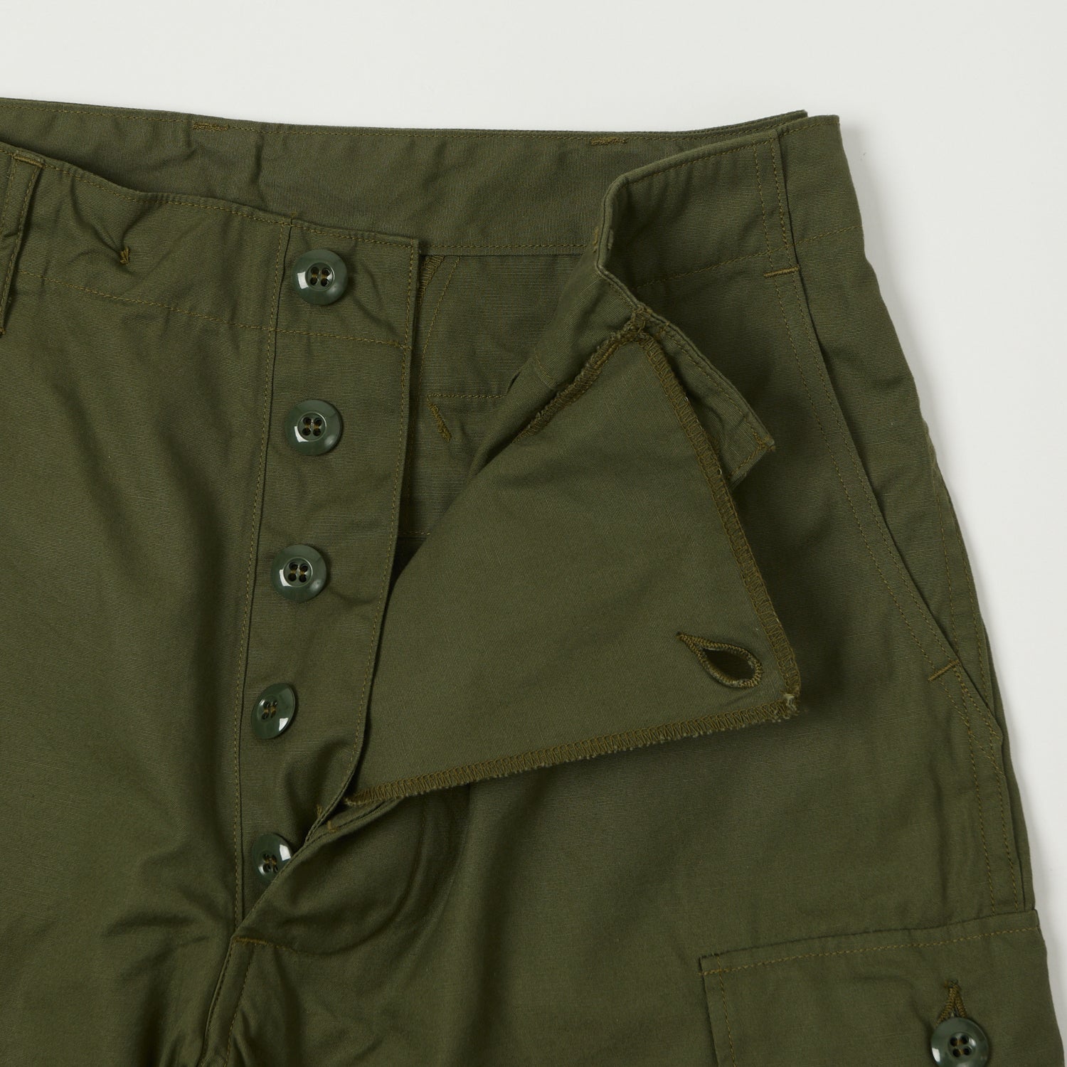 Buzz Rickson's Tropical Combat Shorts - Olive Drab - Image 7