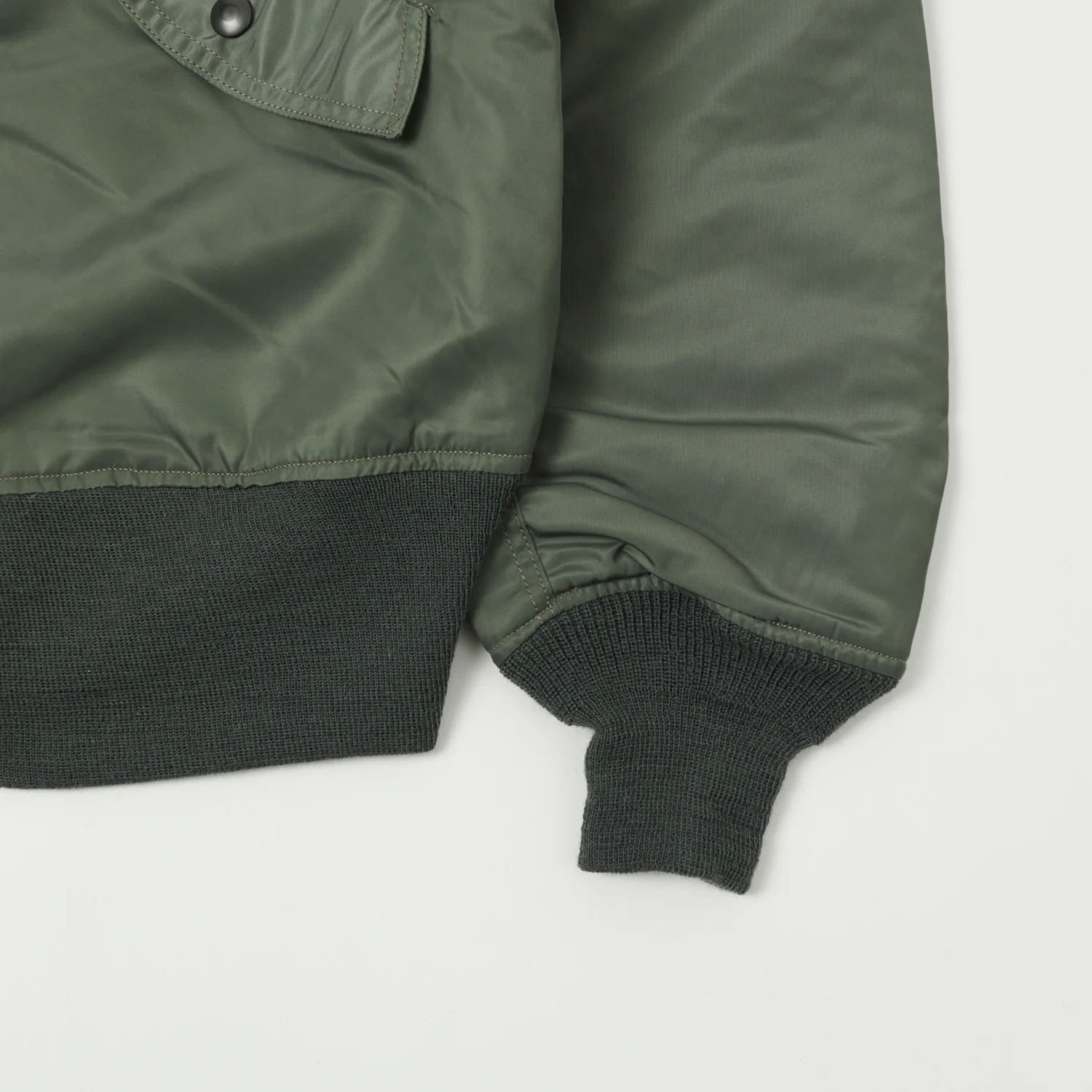 Buzz Rickson's L-2B 'Skyline' Light Weight Flight Jacket - Olive - Image 6