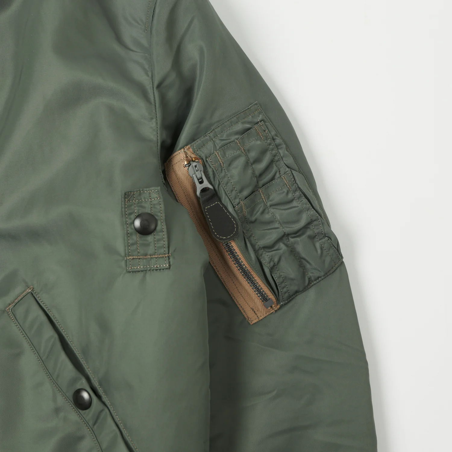 Buzz Rickson's MA-1 'Slender' Flight Jacket - Olive - Image 5
