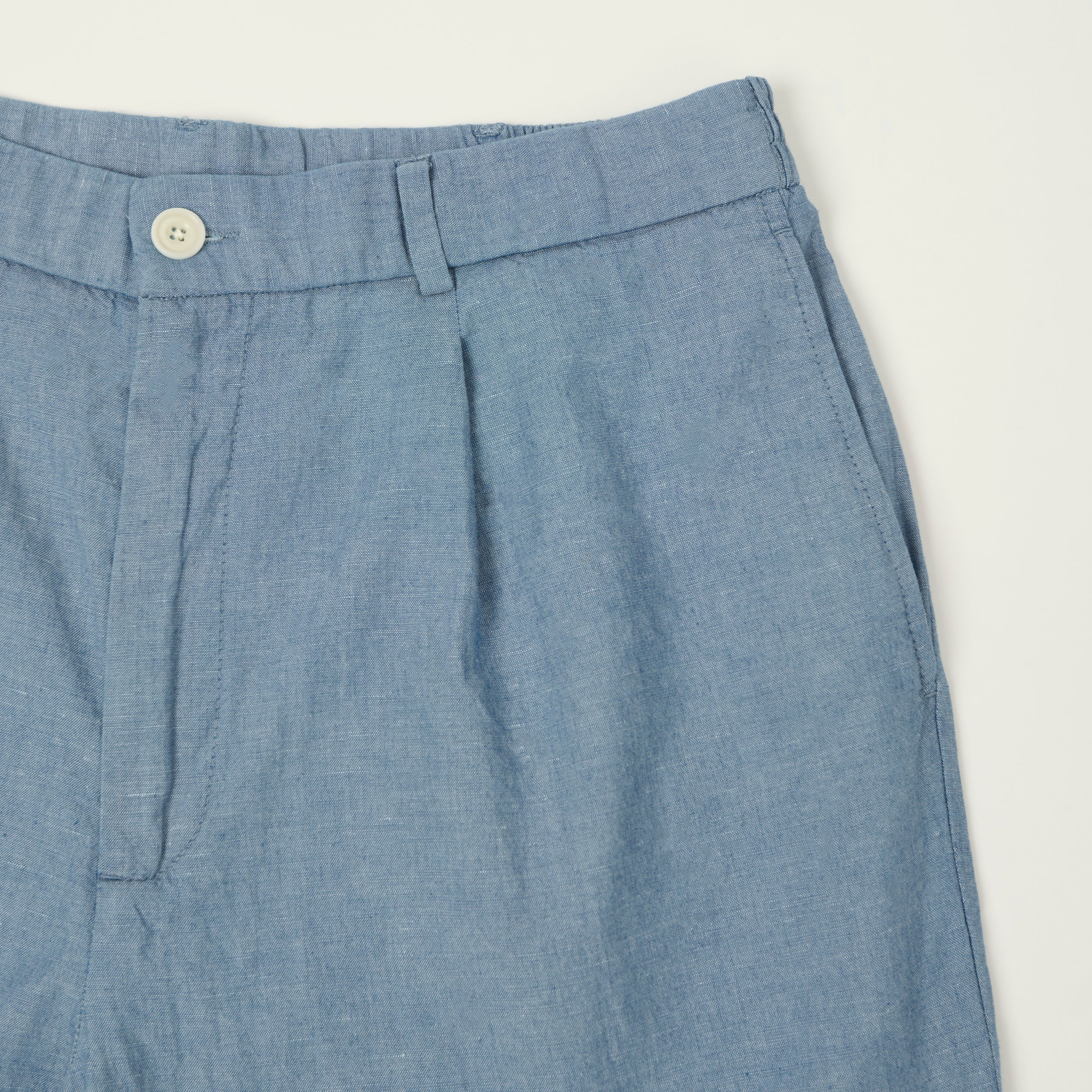 Hartford 'Task' Chambray Pleated Shorts - Blue - Image 3