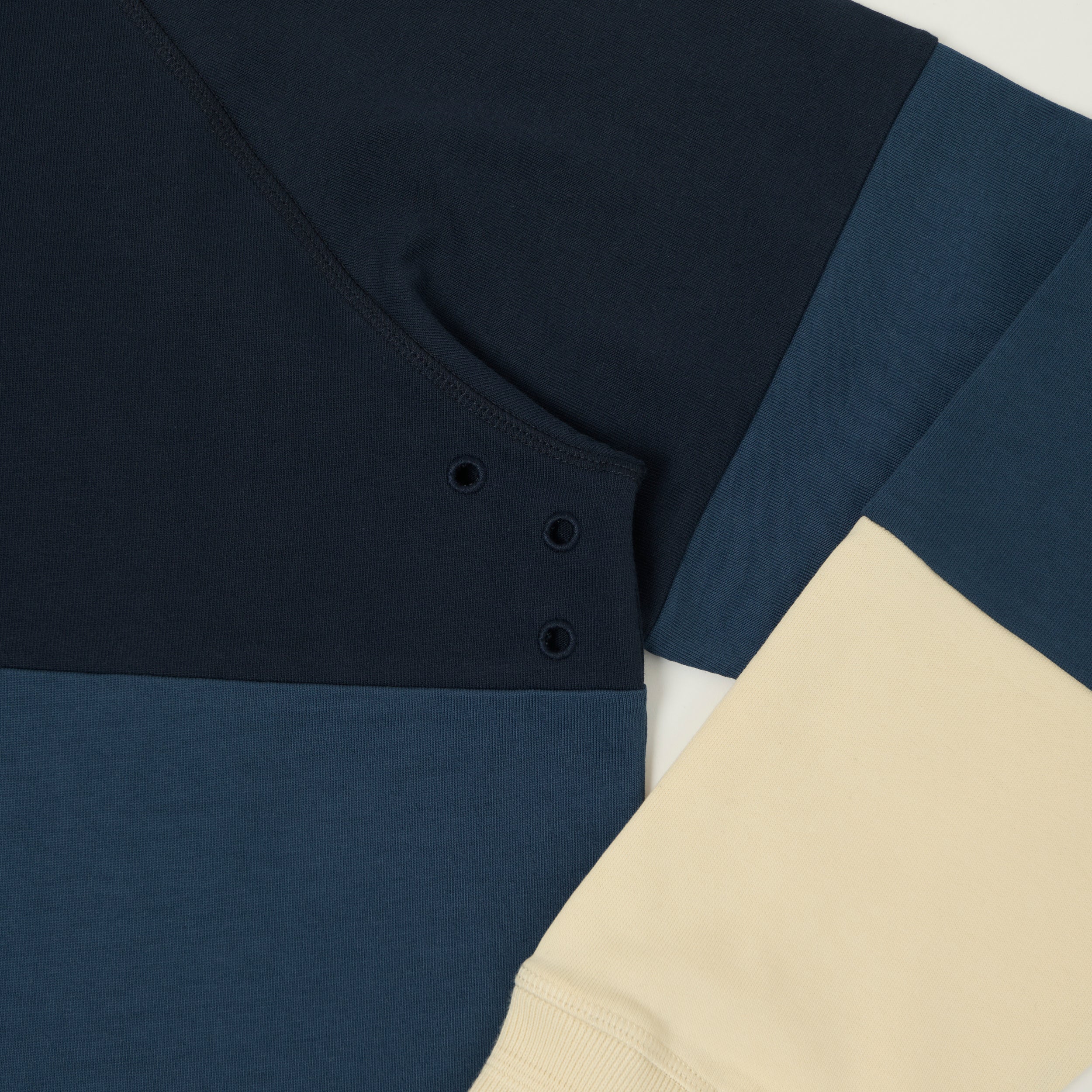 Heimat Raglan Sleeve Rugby Shirt - Trail Blue/Ink/Seashell - Image 4