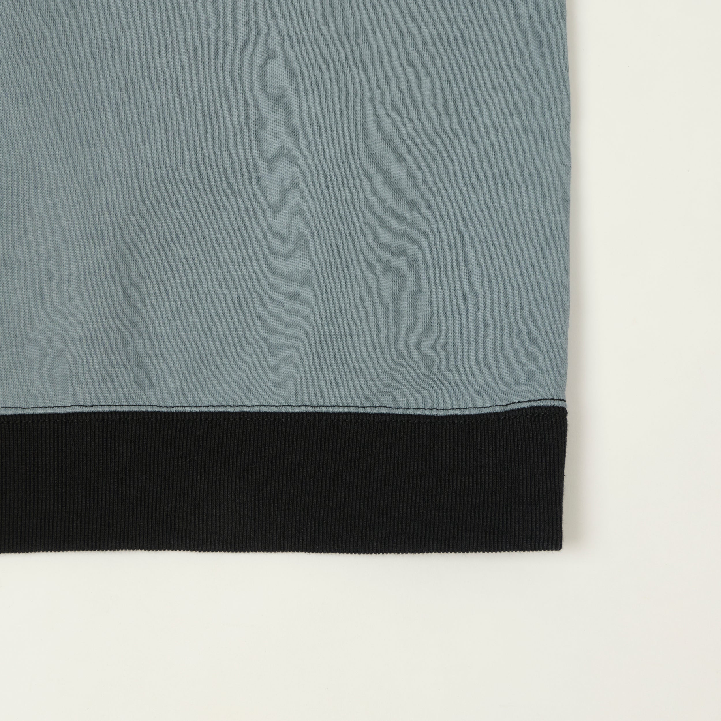 Jackman Dotsume Rib T-Shirt - Wolf Grey/Black - Image 3