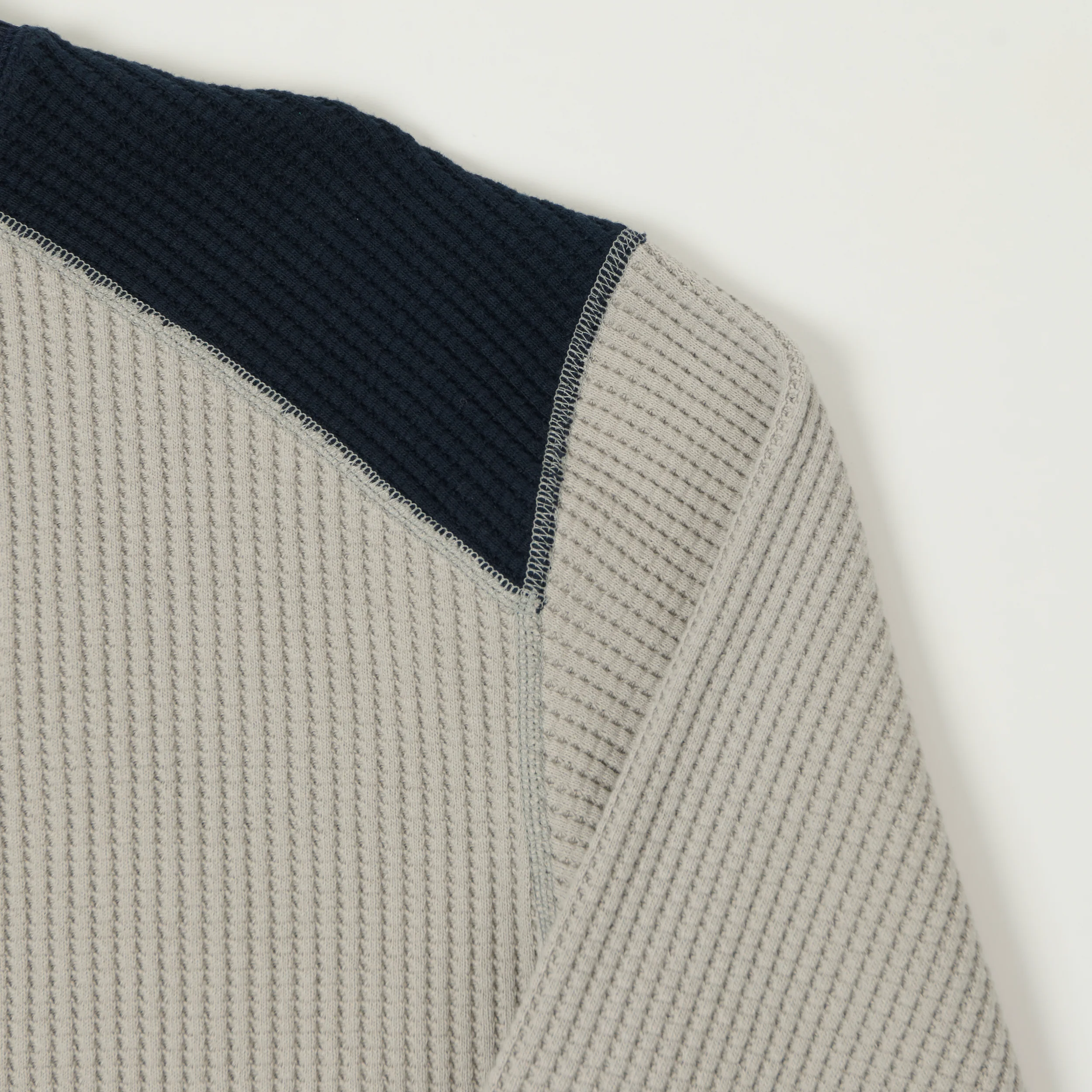 Jackman Midneck Waffle Sweatshirt - Concrete/Navy - Image 4