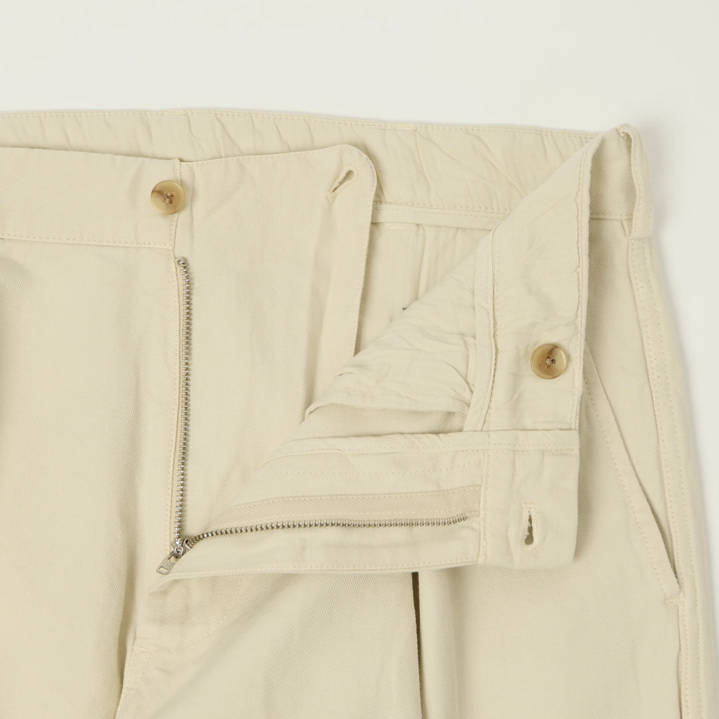 Knickerbocker 'Canal' Pleated Cotton Linen Trouser - Birch - Image 5