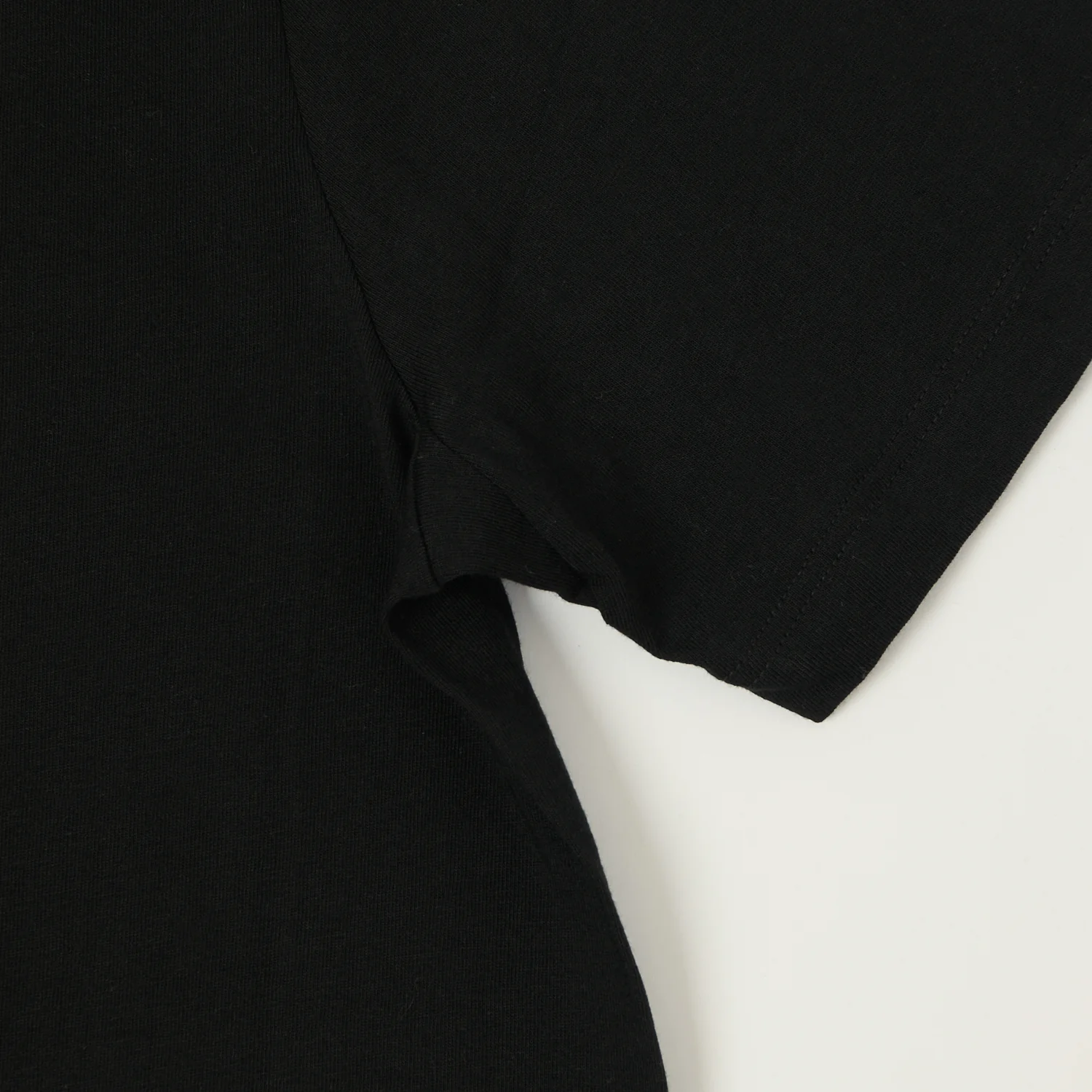 Merz b. Schwanen 1950s Classic Lightweight T-Shirt - Deep Black - Image 3
