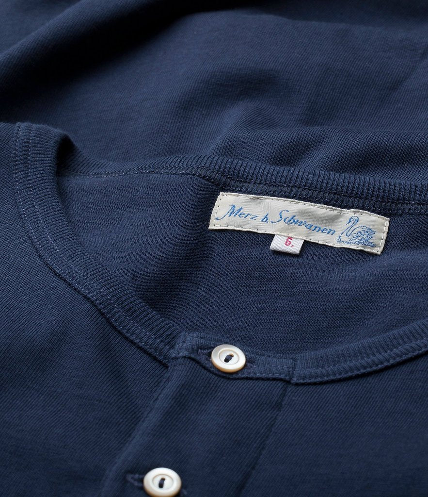 Merz b. Schwanen 207 Short Sleeve Henley - Ink Blue - Image 2