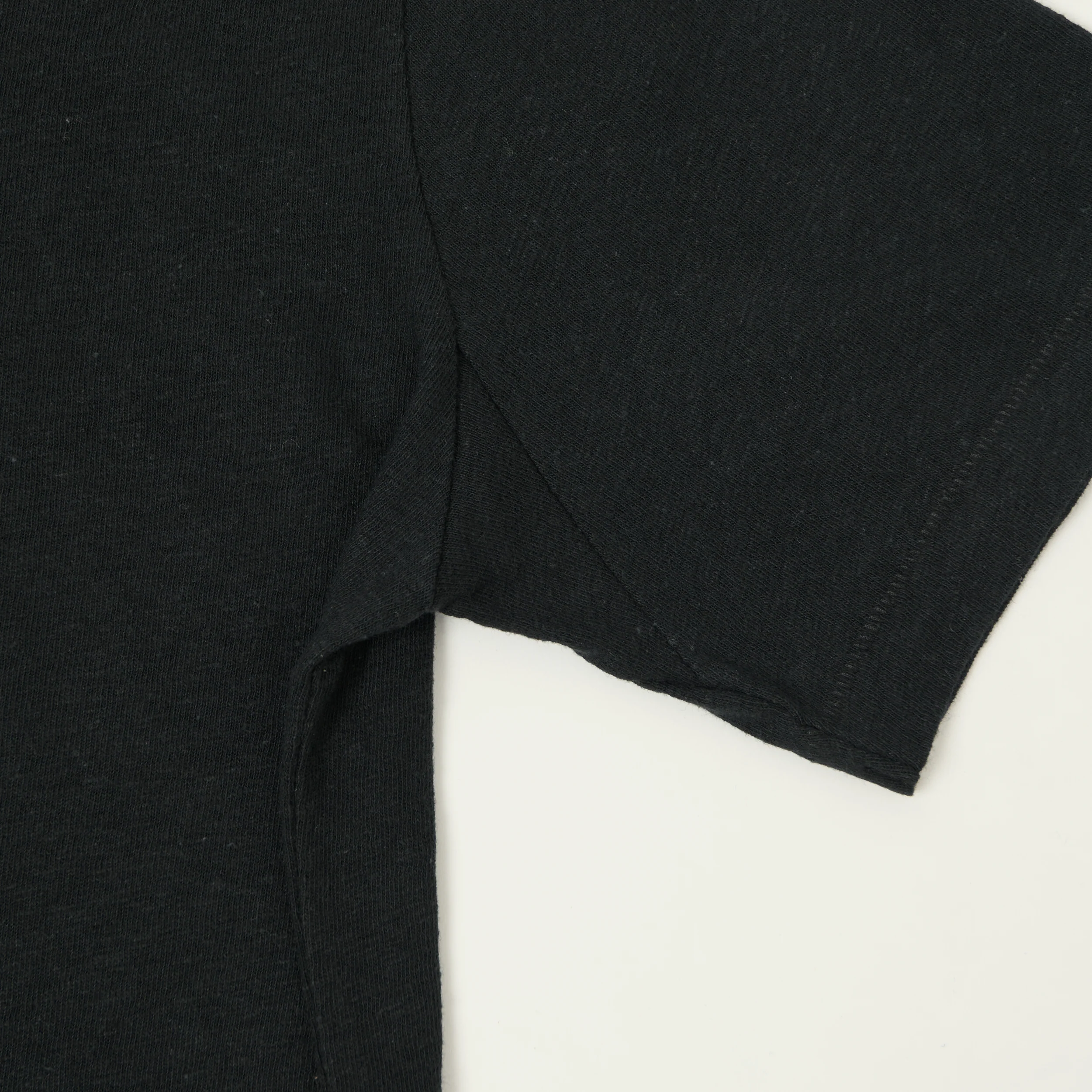 Merz b. Schwanen 'Good Basics' Linen-Cotton Relaxed Fit T-Shirt - Deep Black - Image 4