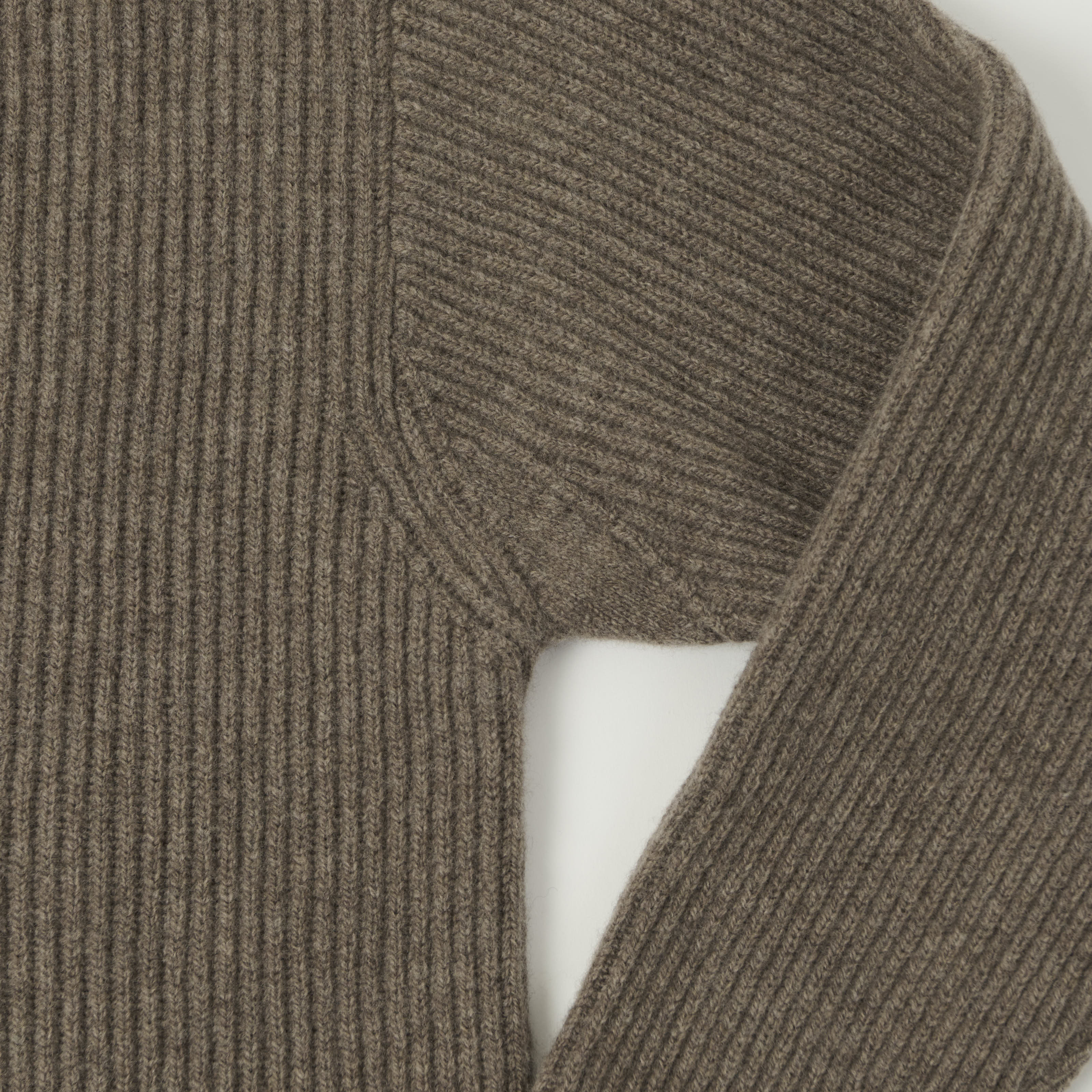 Merz b. Schwanen 'Good Basics' Merino Wool Cardigan - Grain - Image 3
