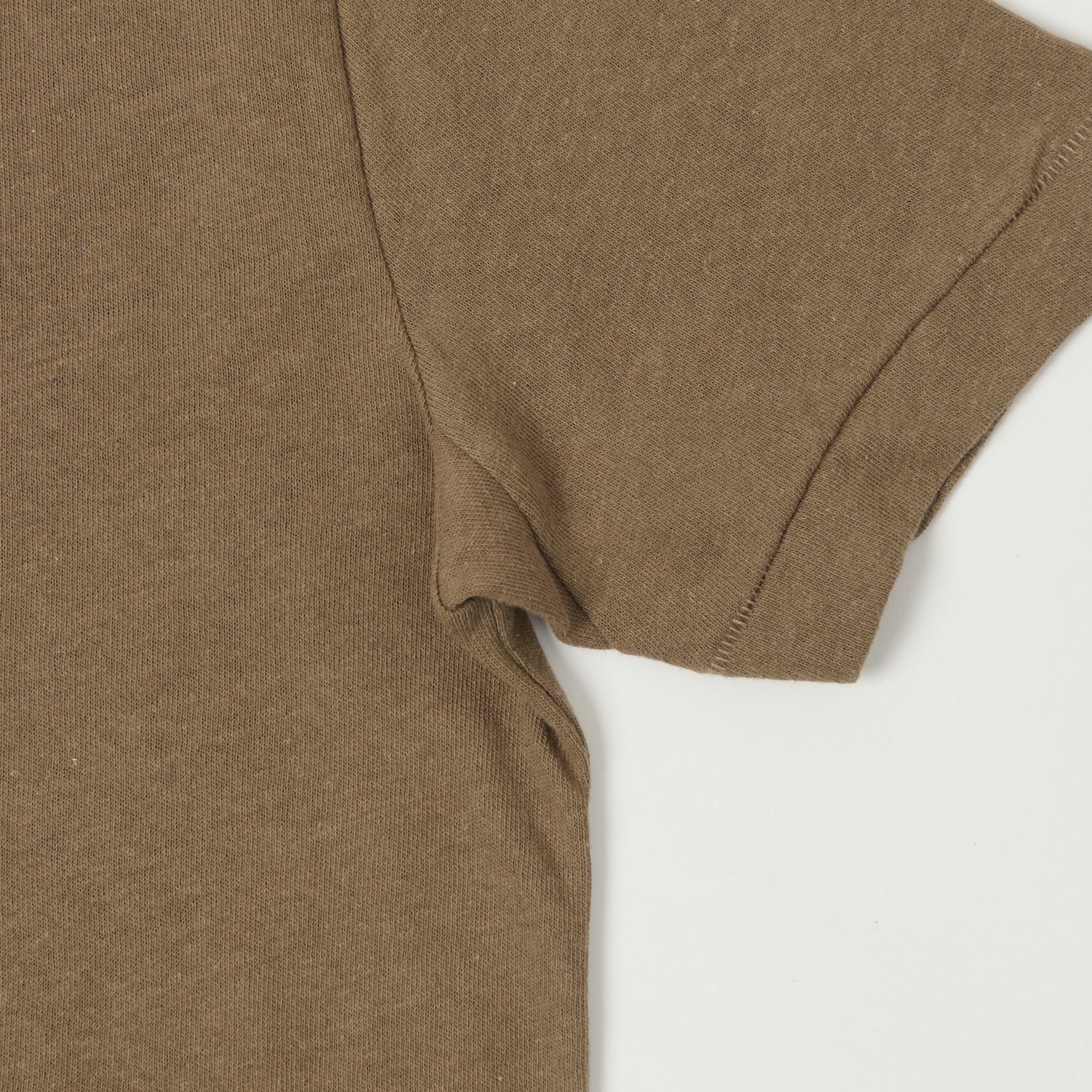 Merz b. Schwanen 'Good Basics' Linen & Organic Cotton T-shirt - Faded Grain - Image 4