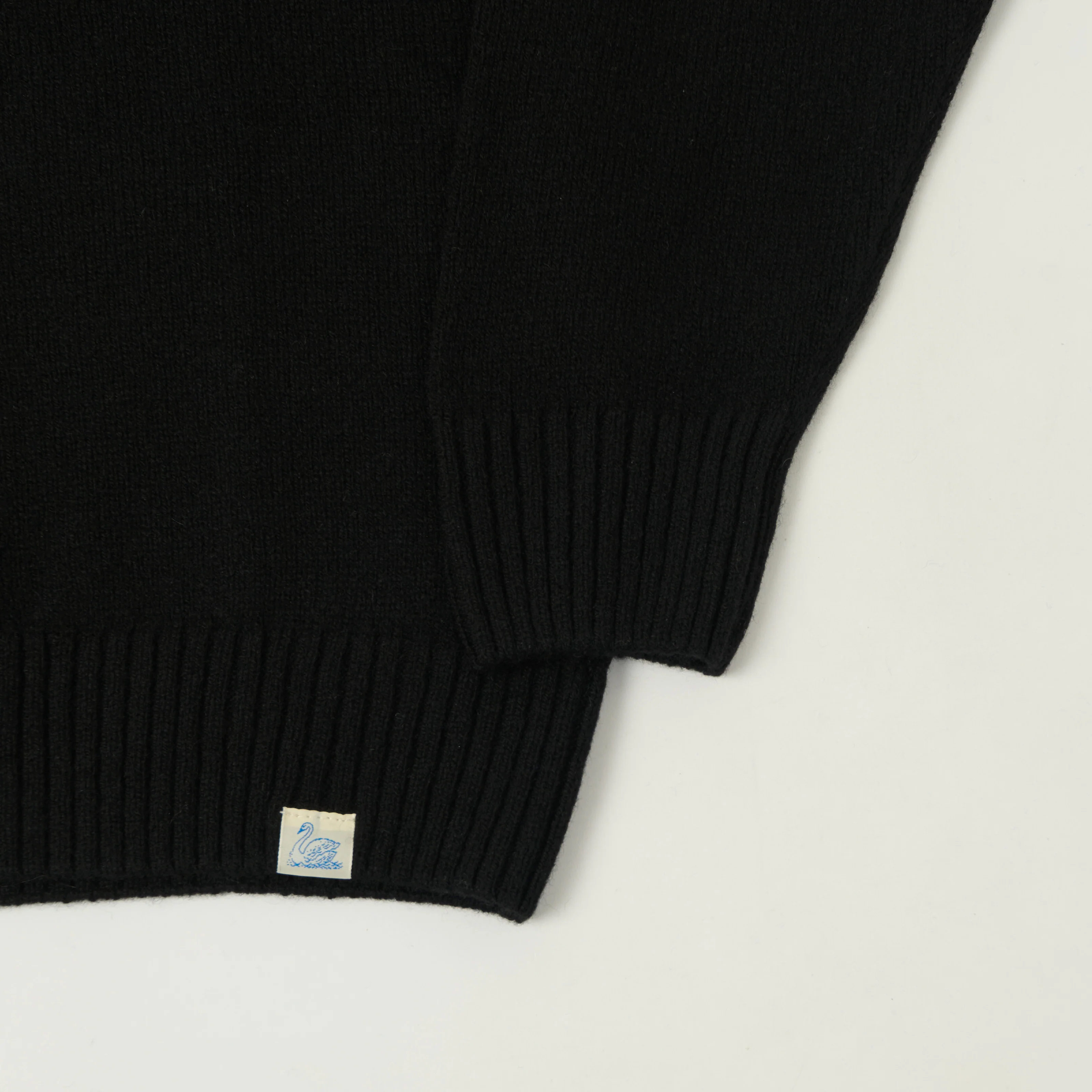 Merz b. Schwanen 'Good Basics' Wool Cashmere Knit Pullover - Deep Black - Image 3