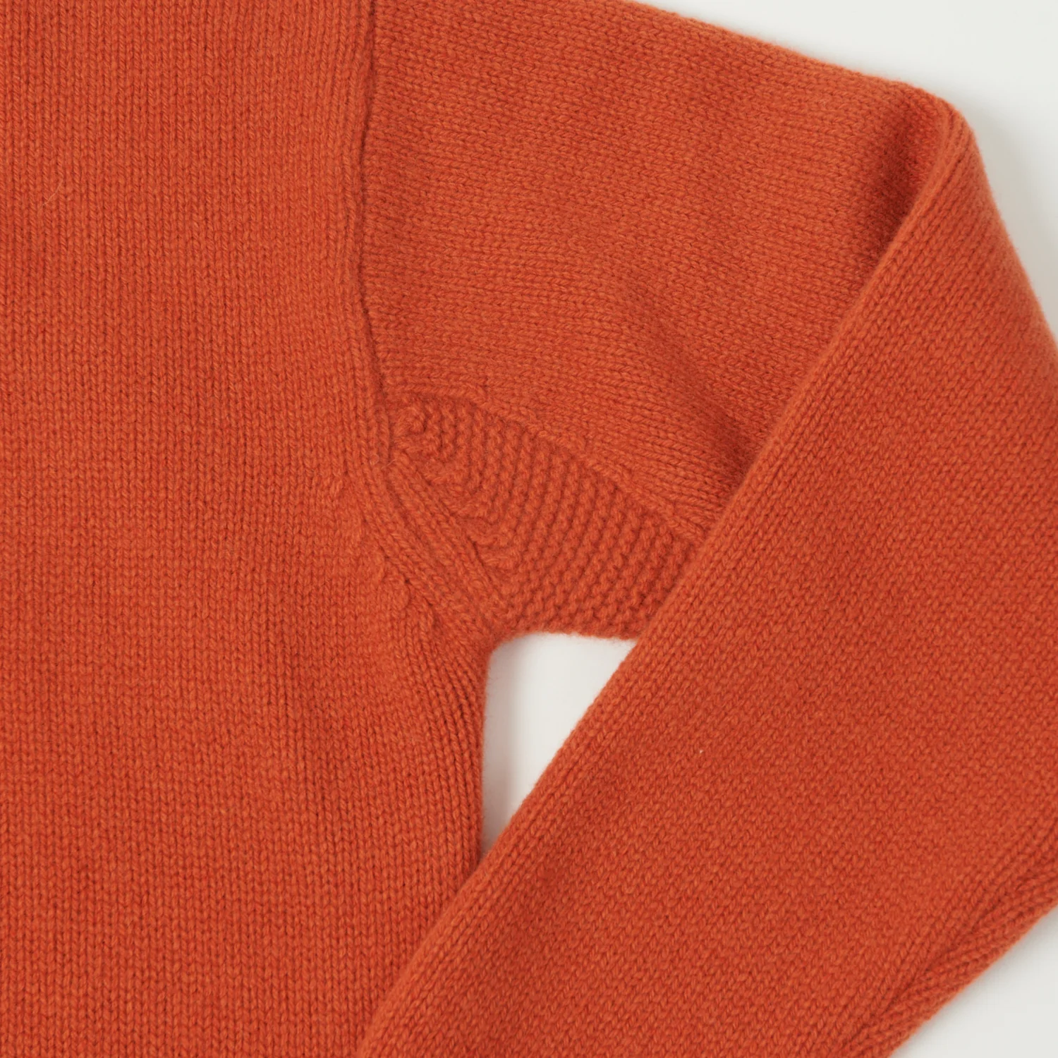 Merz b. Schwanen 'Good Basics' Wool Cashmere Knit Pullover - Rust - Image 5