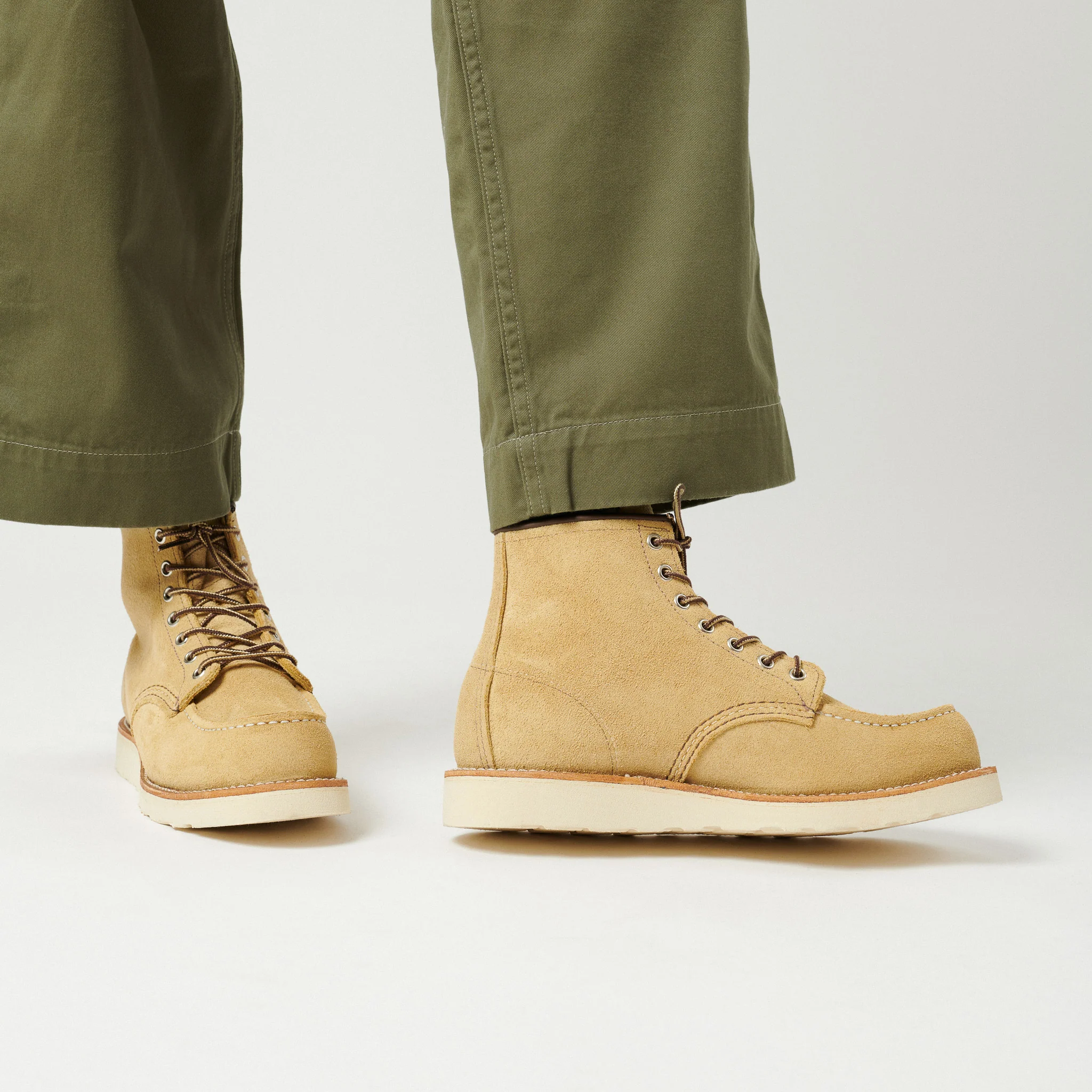 Red Wing 8833 Classic Moc Toe Boot - Hawthorne Abilene Roughout - Image 2