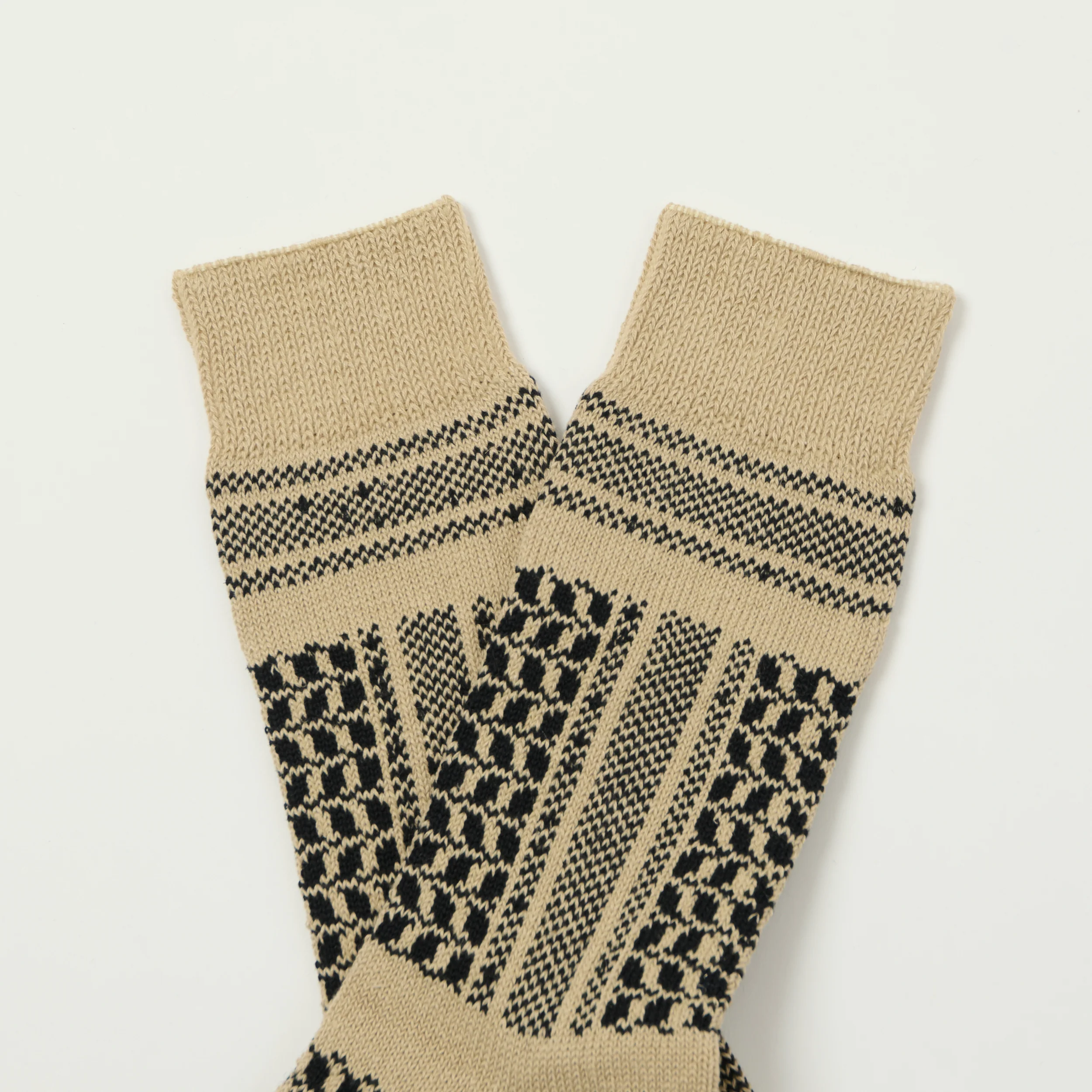 RoToTo Desert Scarf Pattern Socks - Beige/Black - Image 2