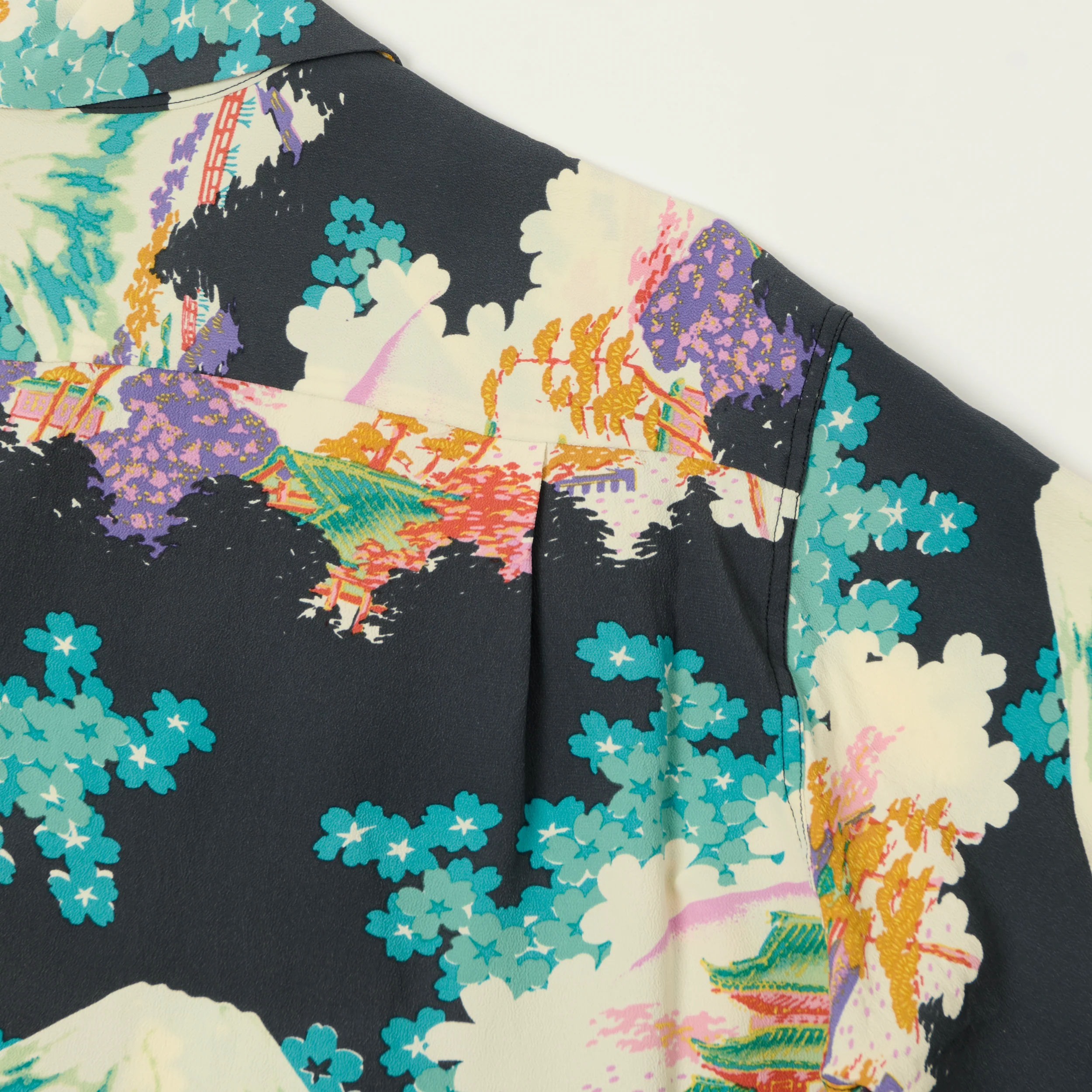Sun Surf 'Arashiyama' Short Sleeve Hawaiian Shirt - Black - Image 5